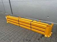 Aanrijdbeveiliging (3x) - afbeelding 1 van  3