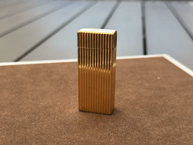 Aansteker cartier, goud - afbeelding 1 van  6