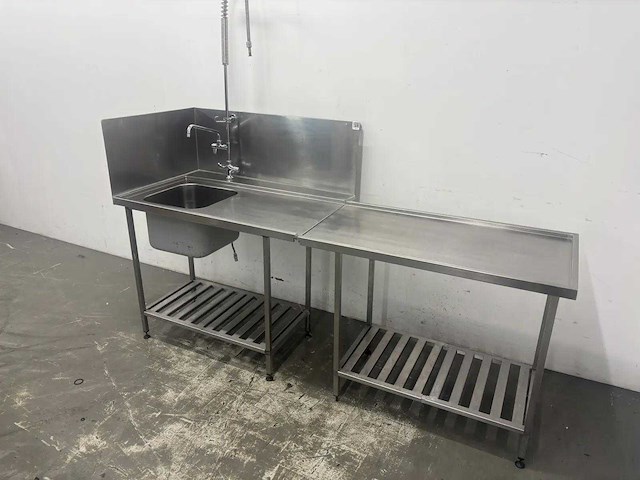 Aanvoer en afvoertafel - afbeelding 1 van  8