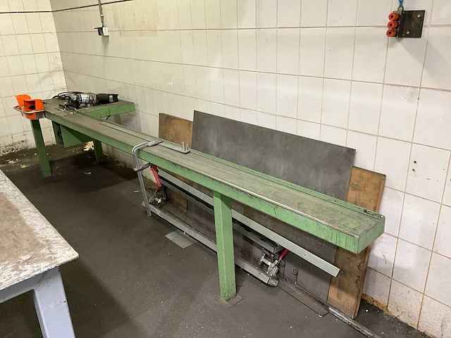 Aanvoertafel met kniptang - afbeelding 3 van  10