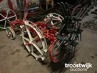 Aardappelrooier paardentractie - afbeelding 2 van  12
