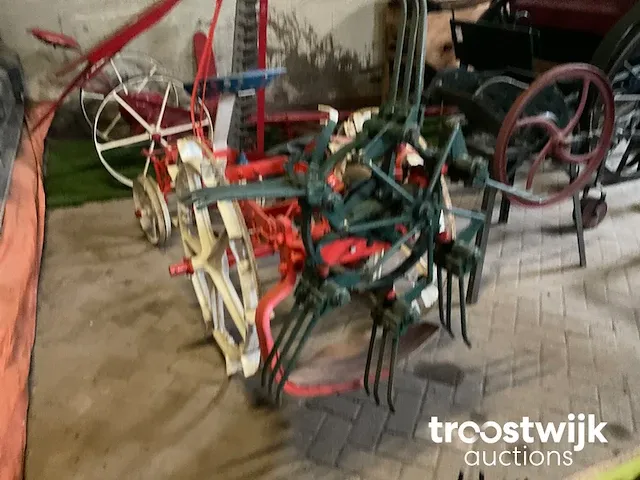 Aardappelrooier paardentractie - afbeelding 7 van  12