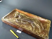 Aardewerk plaque van een paard (gespiegelde versie van kavel 2536) - afbeelding 1 van  5