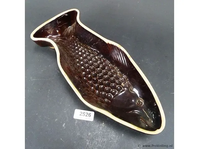 Aardewerk vis terrine - afbeelding 2 van  5