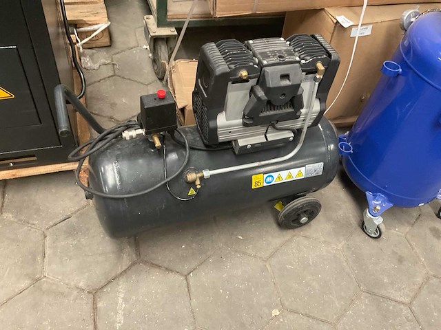 Aariac mobiele luchtcompressor - afbeelding 1 van  4