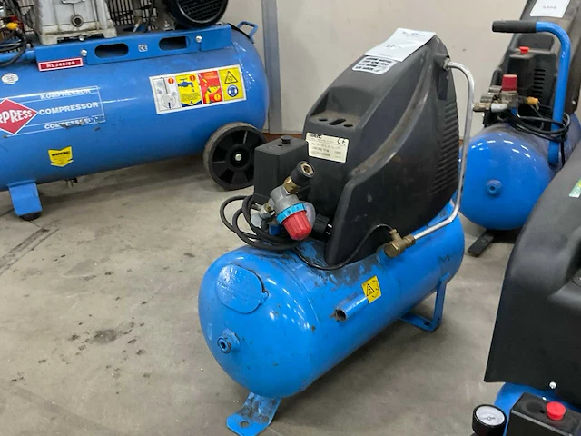 Abac pole position ol 200 luchtcompressor - afbeelding 3 van  3