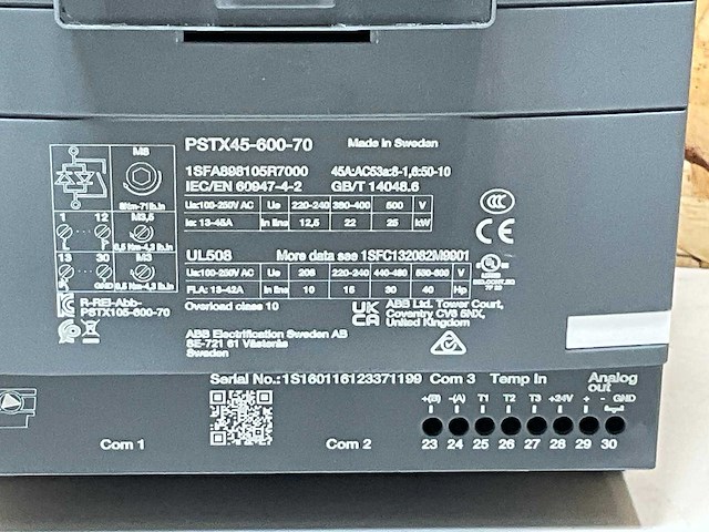 Abb 1sfa898105r7000 softstarter voedingsspanning 100-250v 22kw/400v 45a - afbeelding 7 van  11