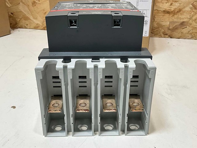 Abb 1sfl487102r1300 a serie magneetschakelaar 90 kw 190a - afbeelding 5 van  9