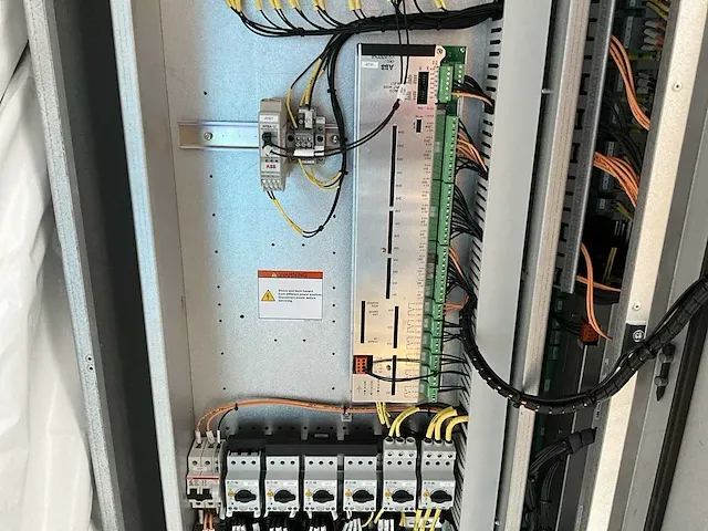 Abb acs 1113- w2-w3 frequentieregelaar - afbeelding 2 van  26