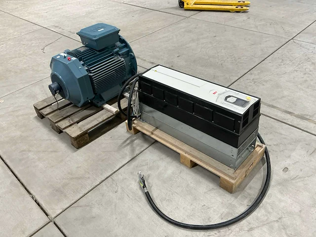 Abb acs omvormer - afbeelding 8 van  14