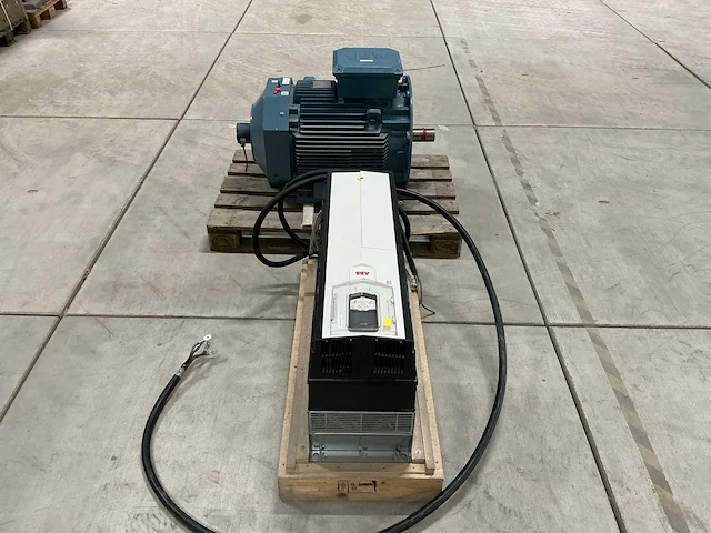 Abb acs omvormer - afbeelding 9 van  14