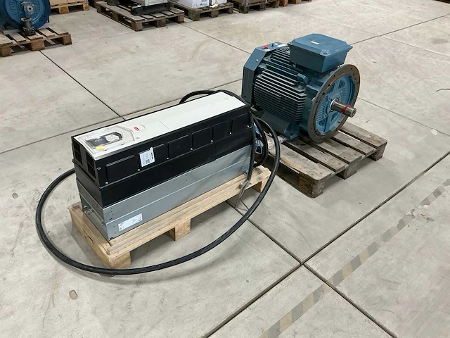 Abb acs omvormer - afbeelding 10 van  14