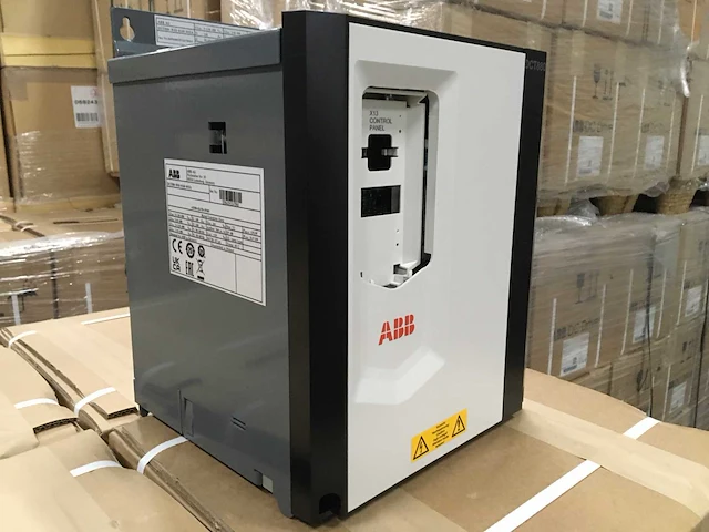 Abb dc-aandrijvingen (18x) - afbeelding 1 van  5