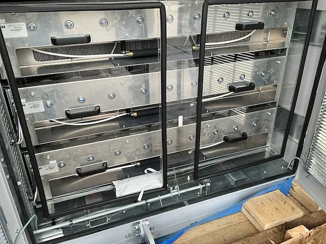 Abb elektromotor 1968 kw met frequentieregelaar 2050kw en luchtkoeler - afbeelding 26 van  39