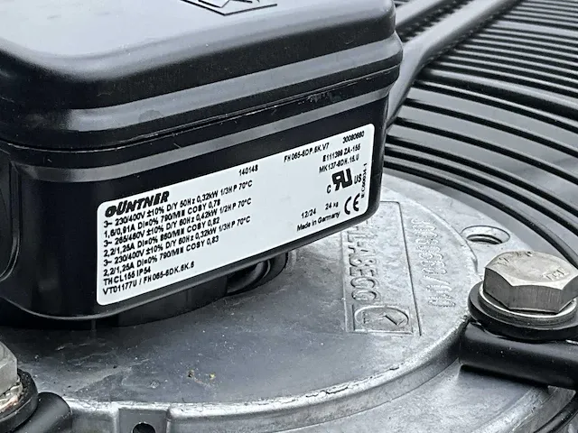 Abb elektromotor 1968 kw met frequentieregelaar 2050kw en luchtkoeler - afbeelding 33 van  39