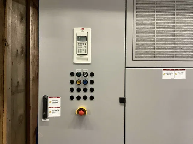 Abb frequentieregelaar - acs 2040-3l-an1 2050kw - afbeelding 6 van  12