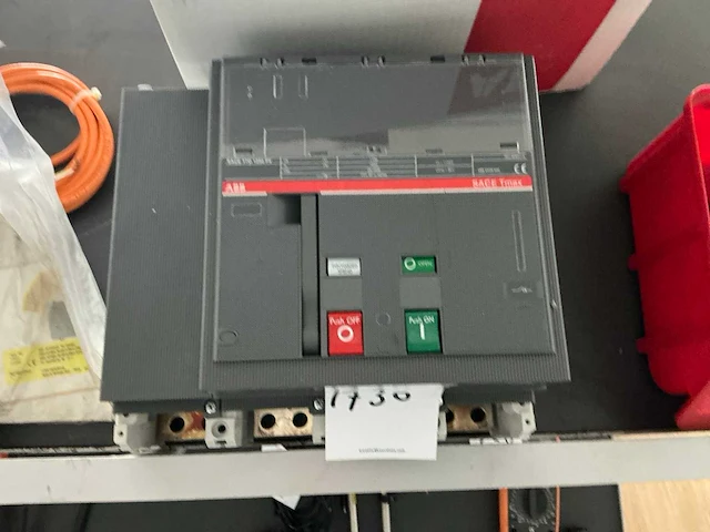 Abb sace tmax t7d1250pv vermogenschakelaat - afbeelding 2 van  6