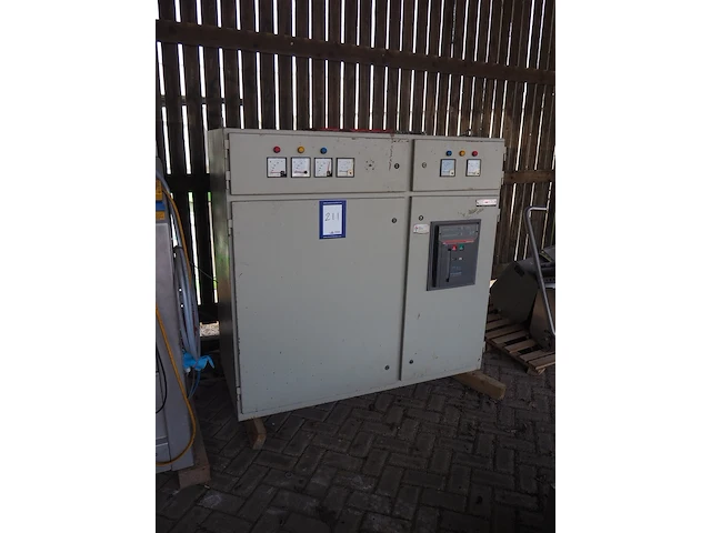 Abb - afbeelding 1 van  8