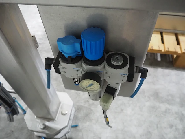 Abb - afbeelding 10 van  26