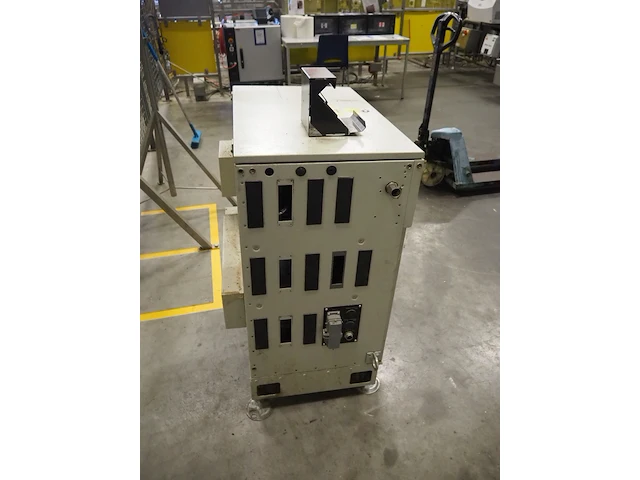 Abb - afbeelding 4 van  6