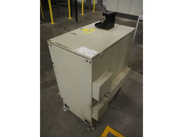 Abb - afbeelding 5 van  6