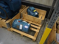 Abb - afbeelding 1 van  6