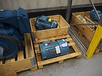Abb - afbeelding 2 van  6