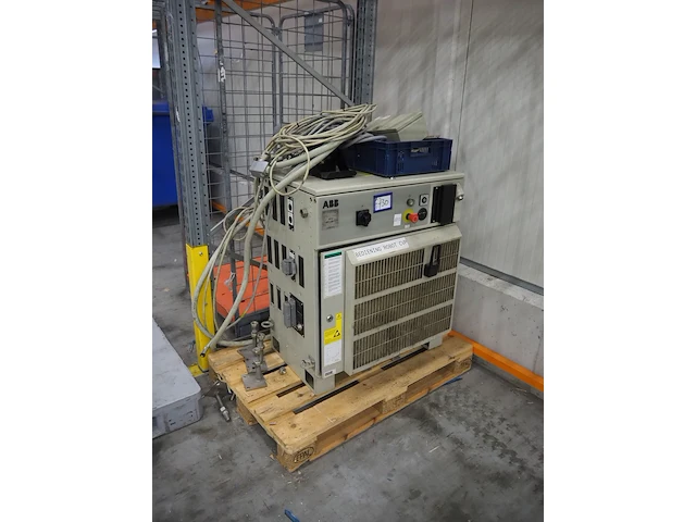 Abb - afbeelding 17 van  17