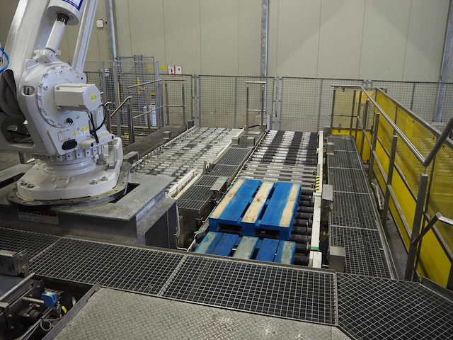 Abb - afbeelding 4 van  25