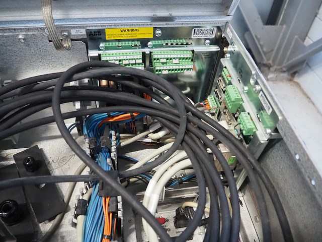 Abb - afbeelding 6 van  8