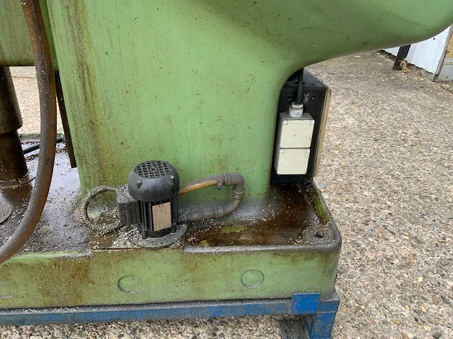 Abene vhf2 freesmachine - afbeelding 17 van  26