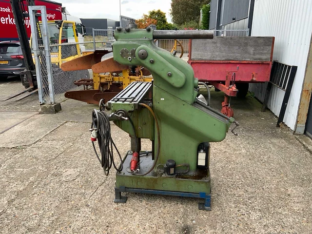 Abene vhf2 freesmachine - afbeelding 24 van  26