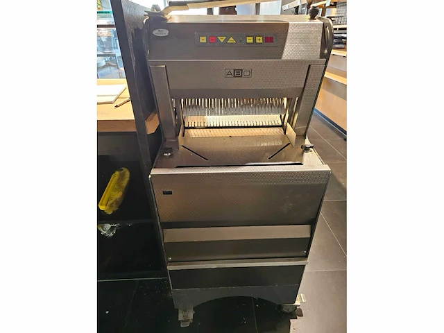 Abo - volautomatische broodsnijmachine - afbeelding 3 van  6