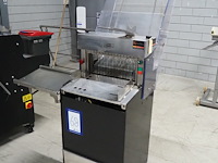 Abo - afbeelding 11 van  18