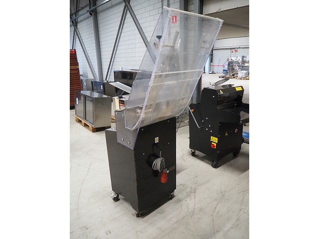 Abo - afbeelding 12 van  18