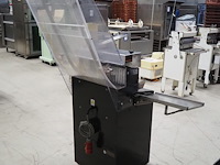 Abo - afbeelding 13 van  18