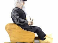 Abraham op houten stoel - afbeelding 2 van  5