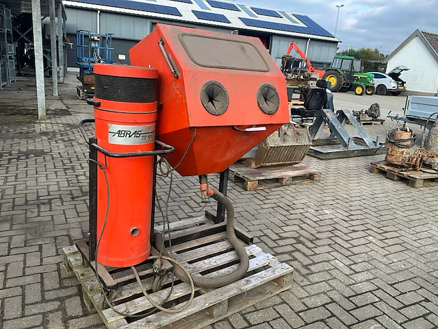 Abras ts-470 straalcabine - afbeelding 1 van  8