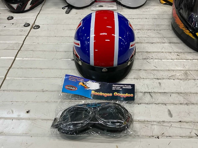 Abs motorhelm met bril (5x) - afbeelding 2 van  8