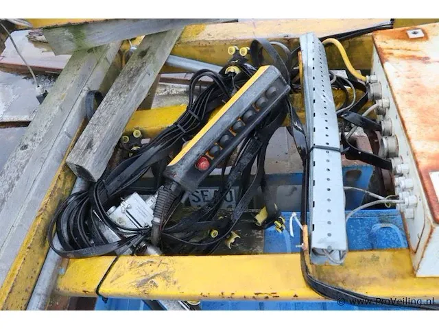 Abus portaalkraan 3200 kg met demag bovenloop kraan - afbeelding 15 van  48