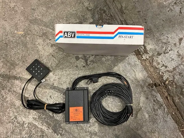 Abv - pin-start 24v of 12v (58x) - afbeelding 1 van  4