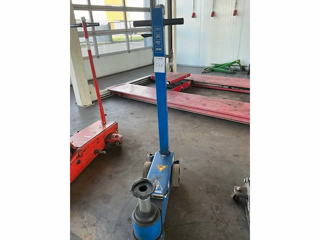 Ac hydraulics pneumatische vrachtwagen krik - afbeelding 4 van  7