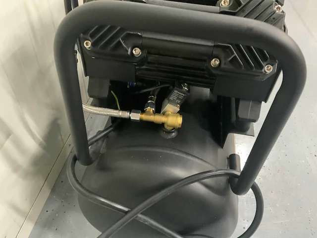 Ac992 - hogedrukcompressor - afbeelding 9 van  13
