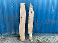 Acacia - 2024 gezaagd 50 x 300 x 2000 mm - schaaldeel (2x) - afbeelding 1 van  2