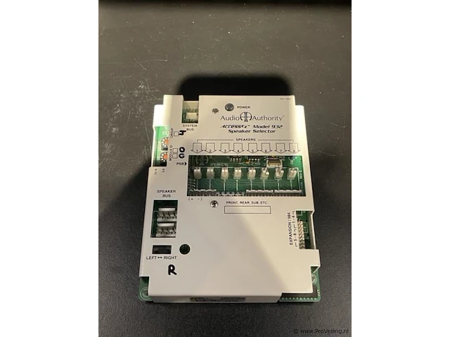 Accessez speaker selector model 932 - afbeelding 1 van  3