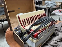 Accordeon met koffer accordiola - afbeelding 5 van  10