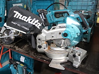 Accu afkortzaag makita. - afbeelding 1 van  4
