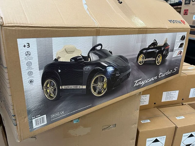 Accu auto porsche taycan black edition 12v - afbeelding 1 van  6
