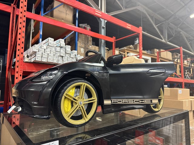 Accu auto porsche taycan black edition 12v - afbeelding 1 van  10