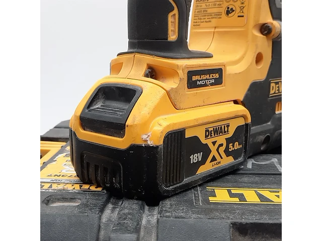 Accu boorhamer dewalt, dch273, bouwjaar 2021 - afbeelding 7 van  9